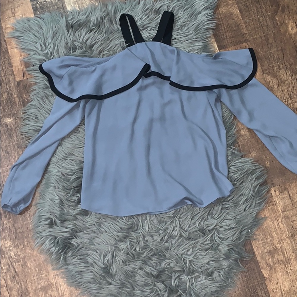 Maurice’s top